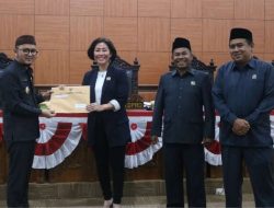 Wakil Bupati Era Susanto Sampaikan 3 Raperda