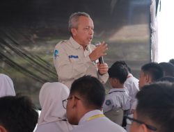 Kepala Diskominfo Kep. Babel Dorong Siswa Bijak Bermedia Sosial