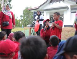 Galakkan Gemar Makan Sayur, Safriati Safrizal Ajak Anak-Anak TK Panen