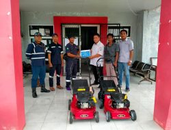 PT Timah Tbk Serahkan Dua Unit Mesin Potong Rumput ke Desa Pasir Putih, Kades: Kami Tidak Tau Jika PT Timah Bisa Membantu