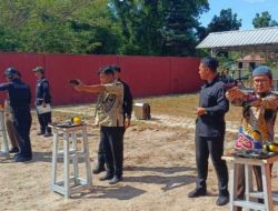 Wakil Bupati Bangka Tengah Ikut Latihan Menembak