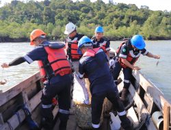 Jaga Ekosistem Pesisir dan Tingkatkan Ekonomi Masyarakat, PT Timah Kembali Restocking Ratusan Kepiting Bakau di Perairan Kundur