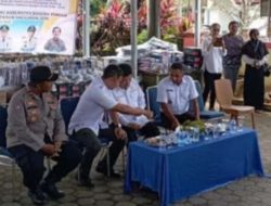 Peduli Pendidikan dan Kesehatan, Pemkab Bangka Tengah Salurkan Bantuan bagi Warga Desa Kayu Besi