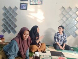 Rina Tarol Kunjungi Rumah Duka Zordan : Kebenaran Tak Boleh Ikut Terkubur