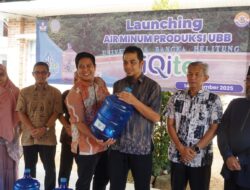 Prof. Ibrahim Launching Air Minum Isi Ulang “Aiqite” Produksi UBB