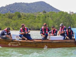 Jaga Ekosistem dan Ekonomi Pesisir, PT TIMAH (Persero) Tbk  Restocking 1.400 Kepiting Bakau di Kepulauan Riau