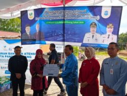 Dinsos Pangkalpinang Salurkan Bansos untuk 249 Nelayan Terdampak Cuaca Ekstrem