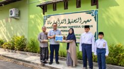 Perkuat Pendidikan Keagamaan, PT TIMAH Bantu Sarana Belajar Pesantren  Tahfizhul Qur’an Permata Belitung