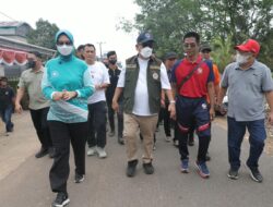 Tinjau Lokasi Pengungsian dan Kebakaran, Gubernur Hidayat Arsani Tegaskan Tanggung Jawab Pemerintah
