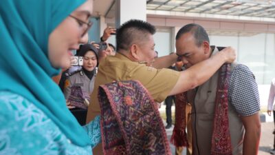 Penuh Kehangatan dan Nuansa Adat, Gubernur Hidayat Arsani Sambut Kapolda Babel di Bumi Serumpun Sebalai